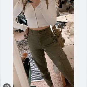 Aritzia Modern Cargo Pant